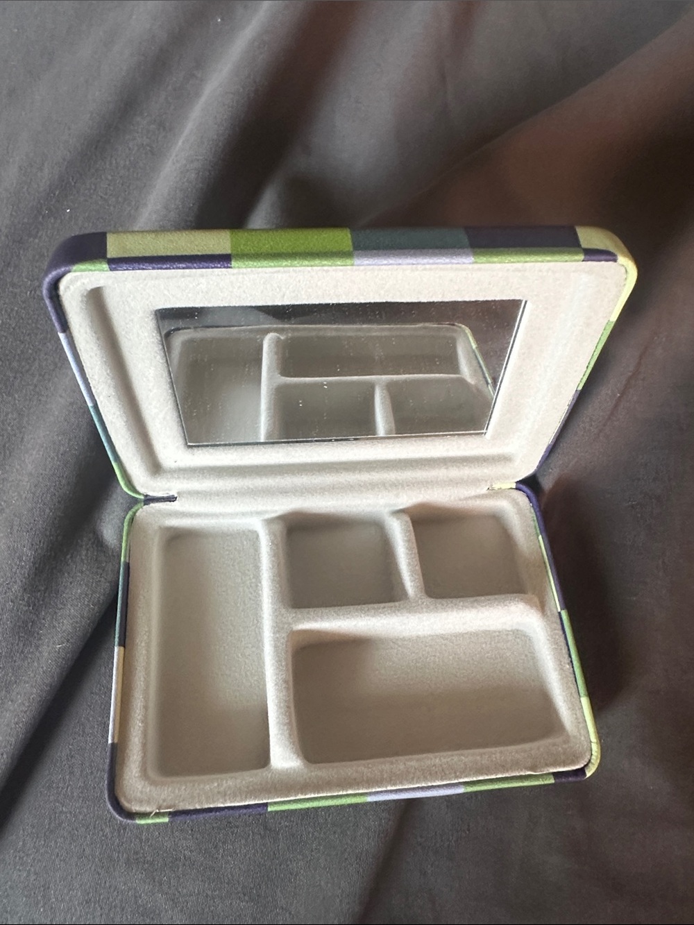 Colorblock Container - Picture 3 of 3